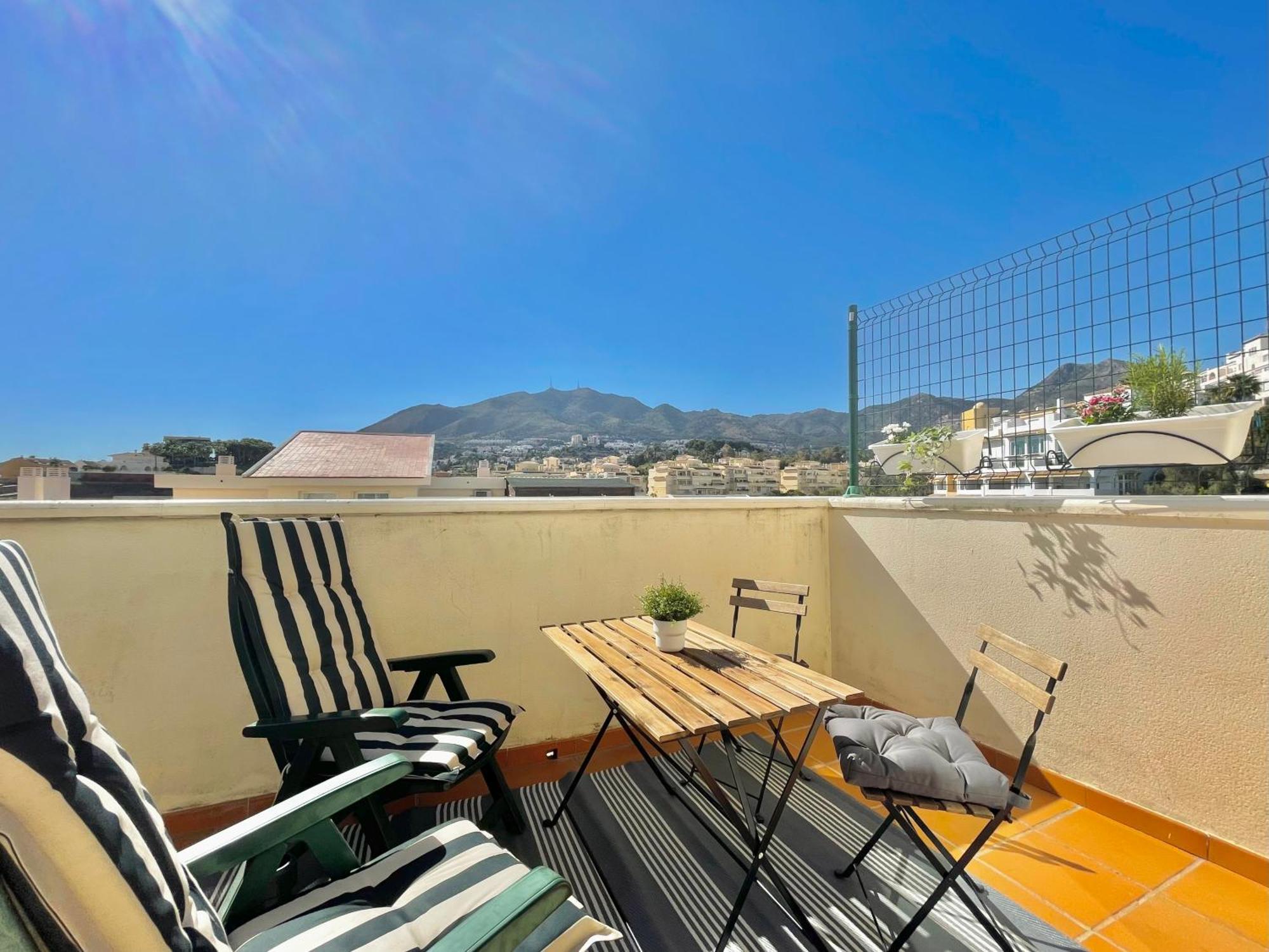 Appartement Lafrenchtouch - Torrequebrada 2Dorm Cerca Playa à Benalmádena Extérieur photo